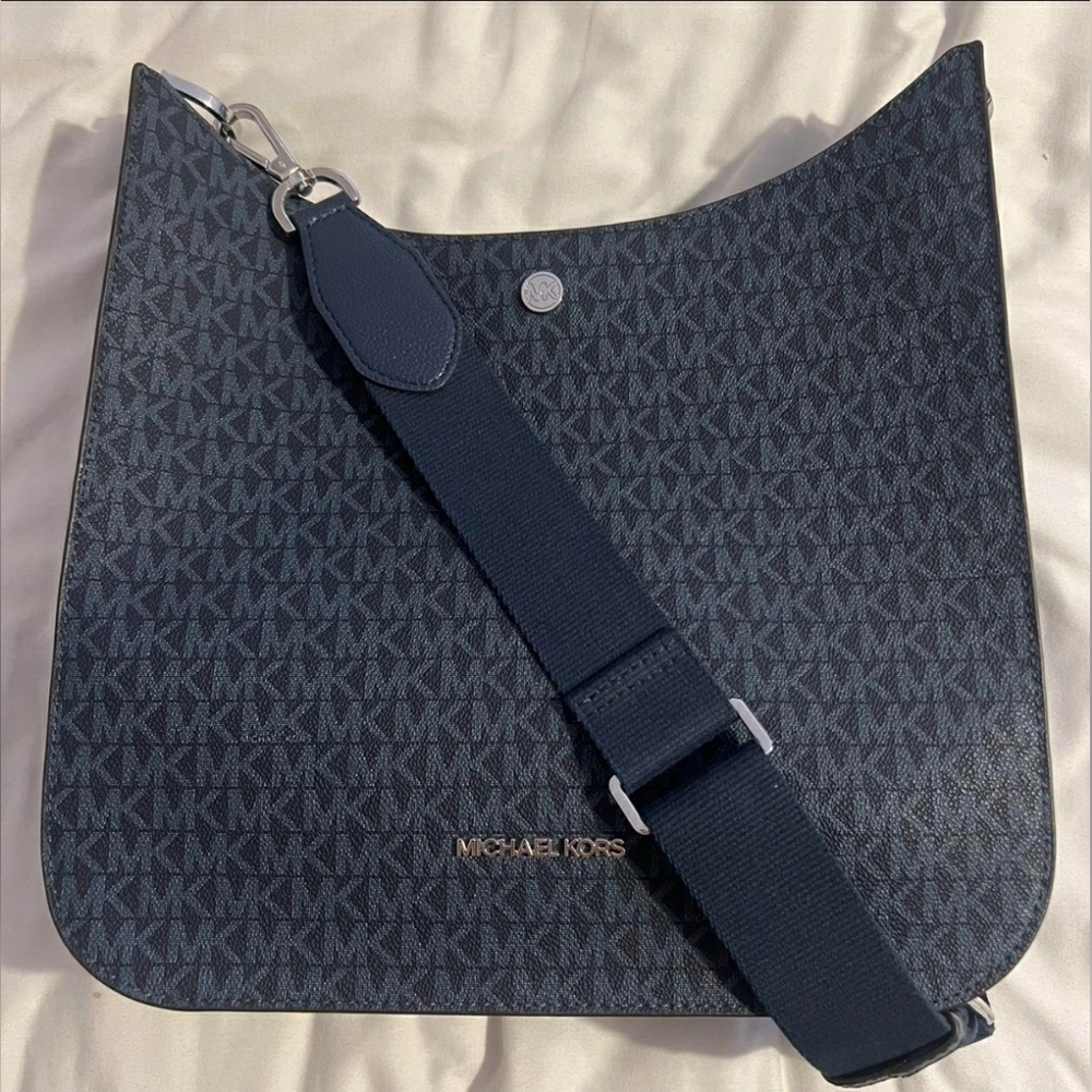 Michael Kors MK 'Briley' Blue Signature MK Crossbody Bag purse Handbag